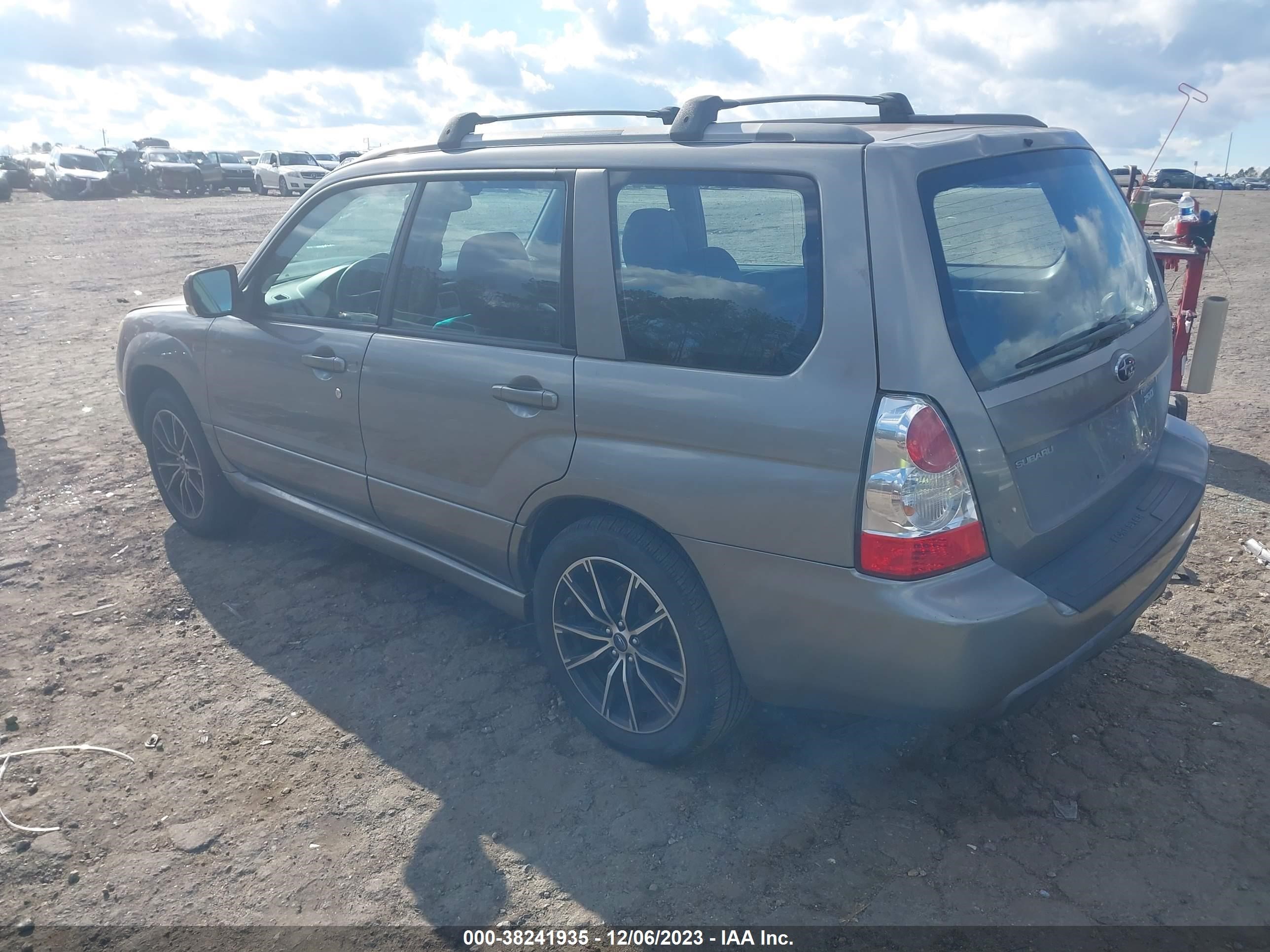 Photo 2 VIN: JF1SG69666H736259 - SUBARU FORESTER 