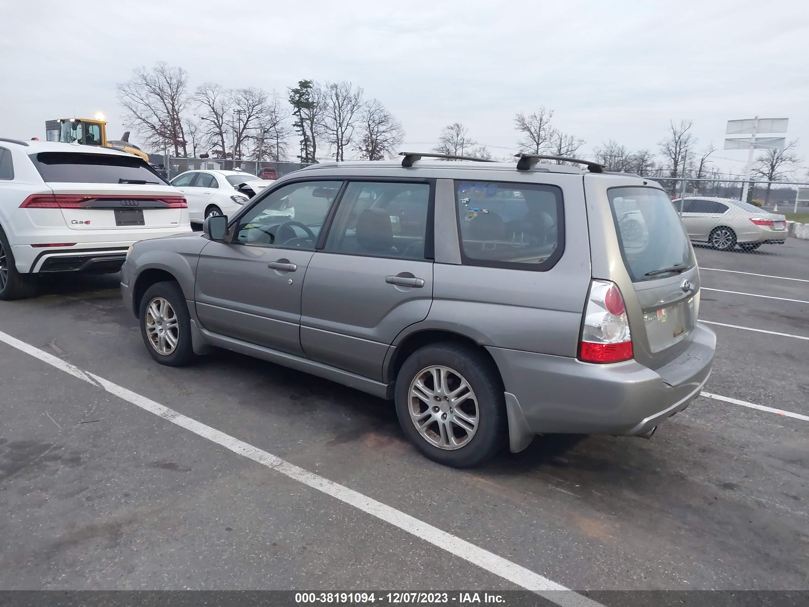 Photo 2 VIN: JF1SG69676H706266 - SUBARU FORESTER 