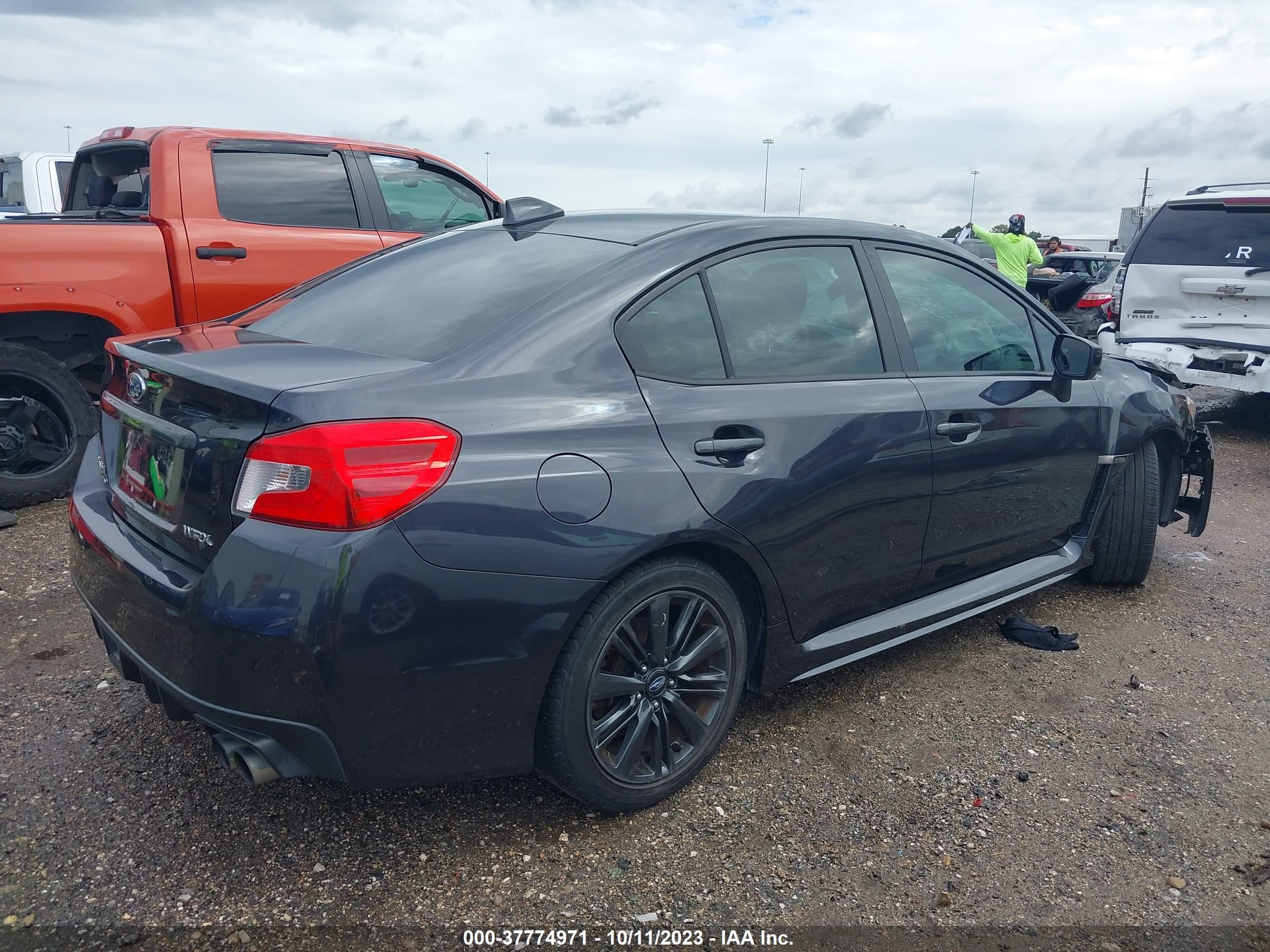 Photo 3 VIN: JF1VA1A62F9805715 - SUBARU WRX 