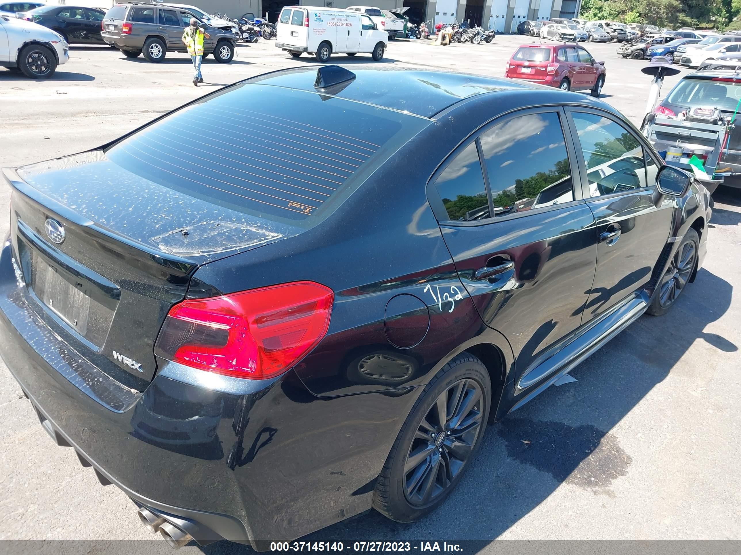 Photo 3 VIN: JF1VA1A69K9828239 - SUBARU WRX 