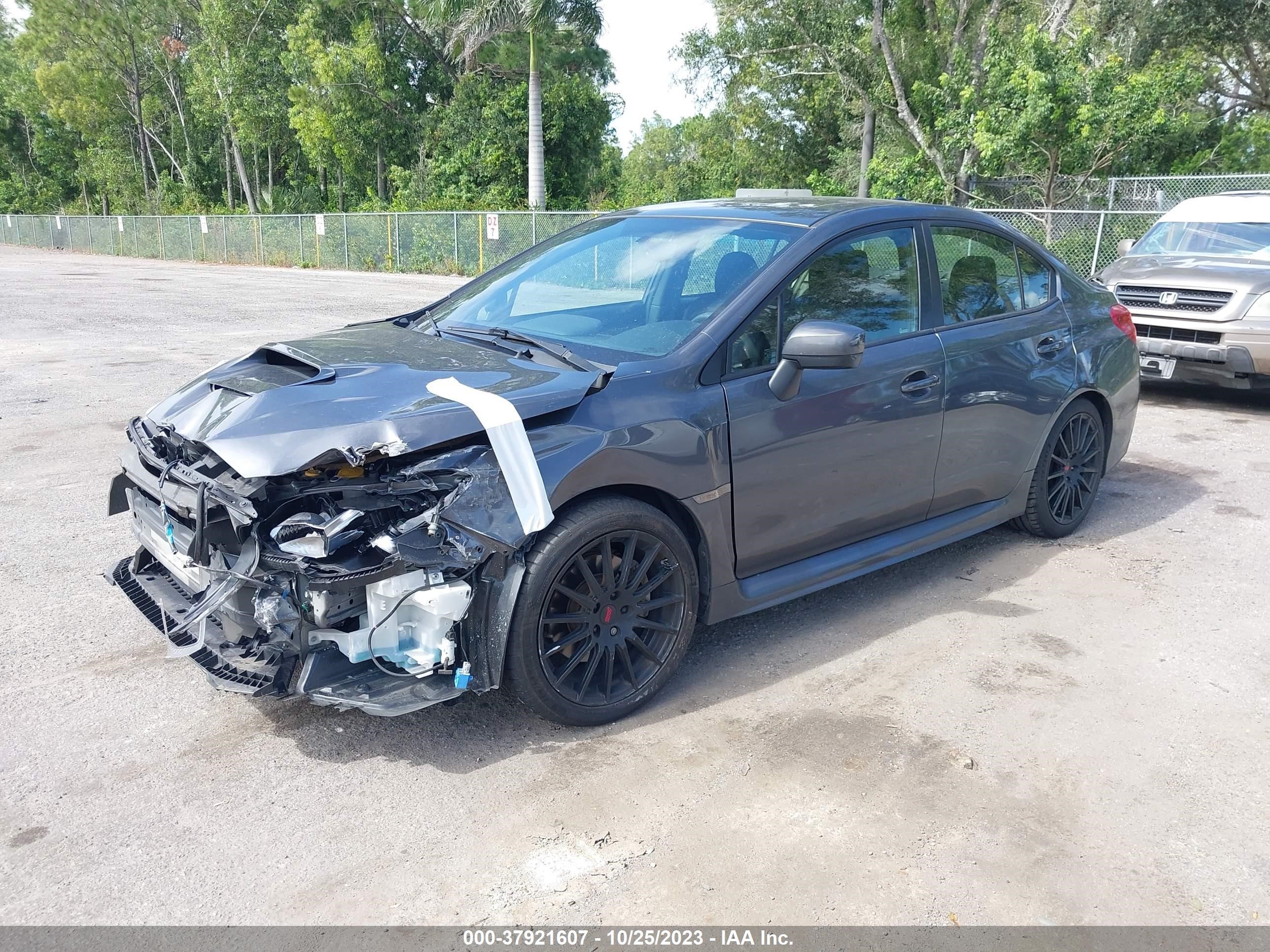 Photo 1 VIN: JF1VA1C60L9803034 - SUBARU WRX 