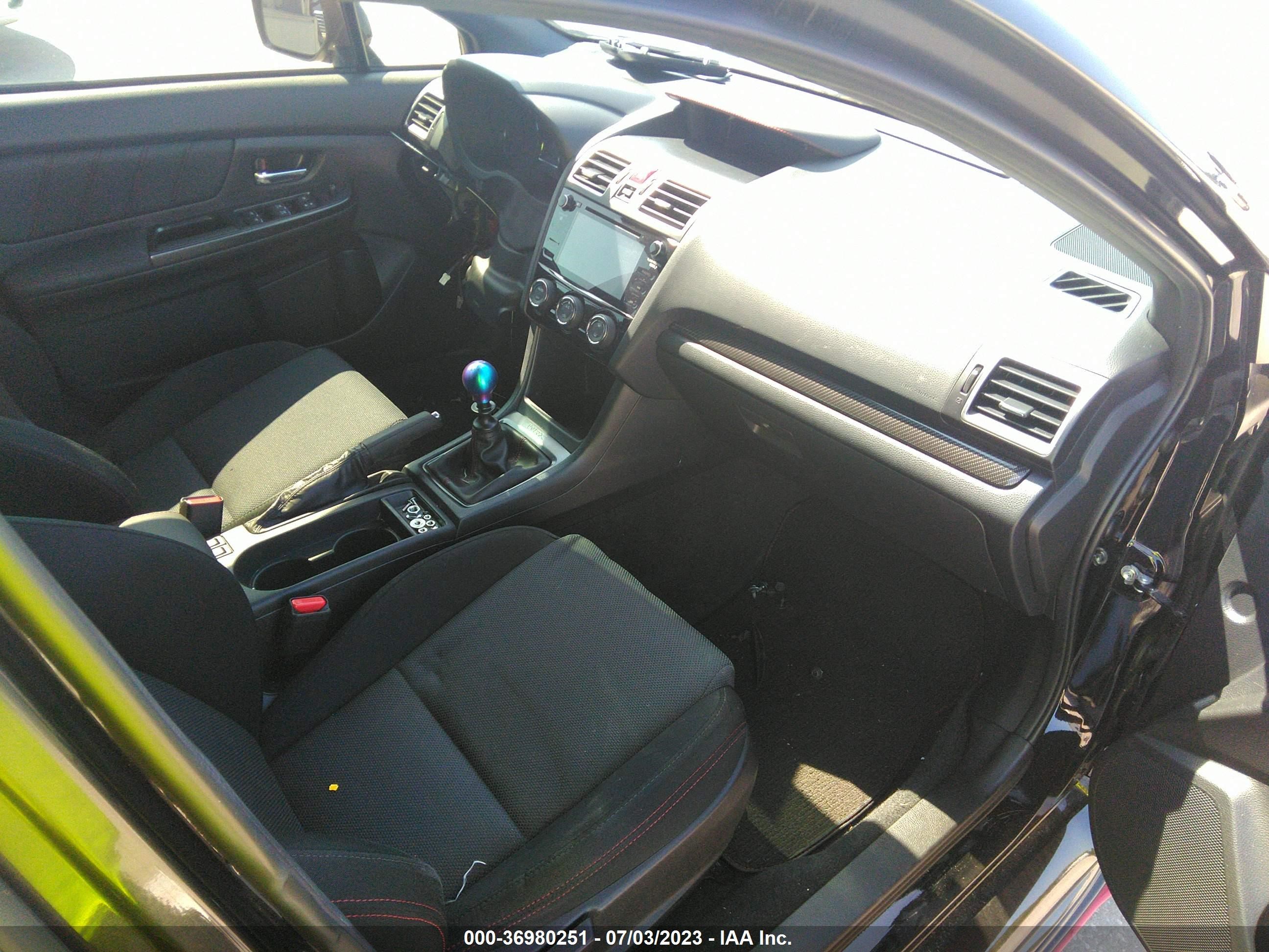 Photo 4 VIN: JF1VA1C6XL9803168 - SUBARU WRX 