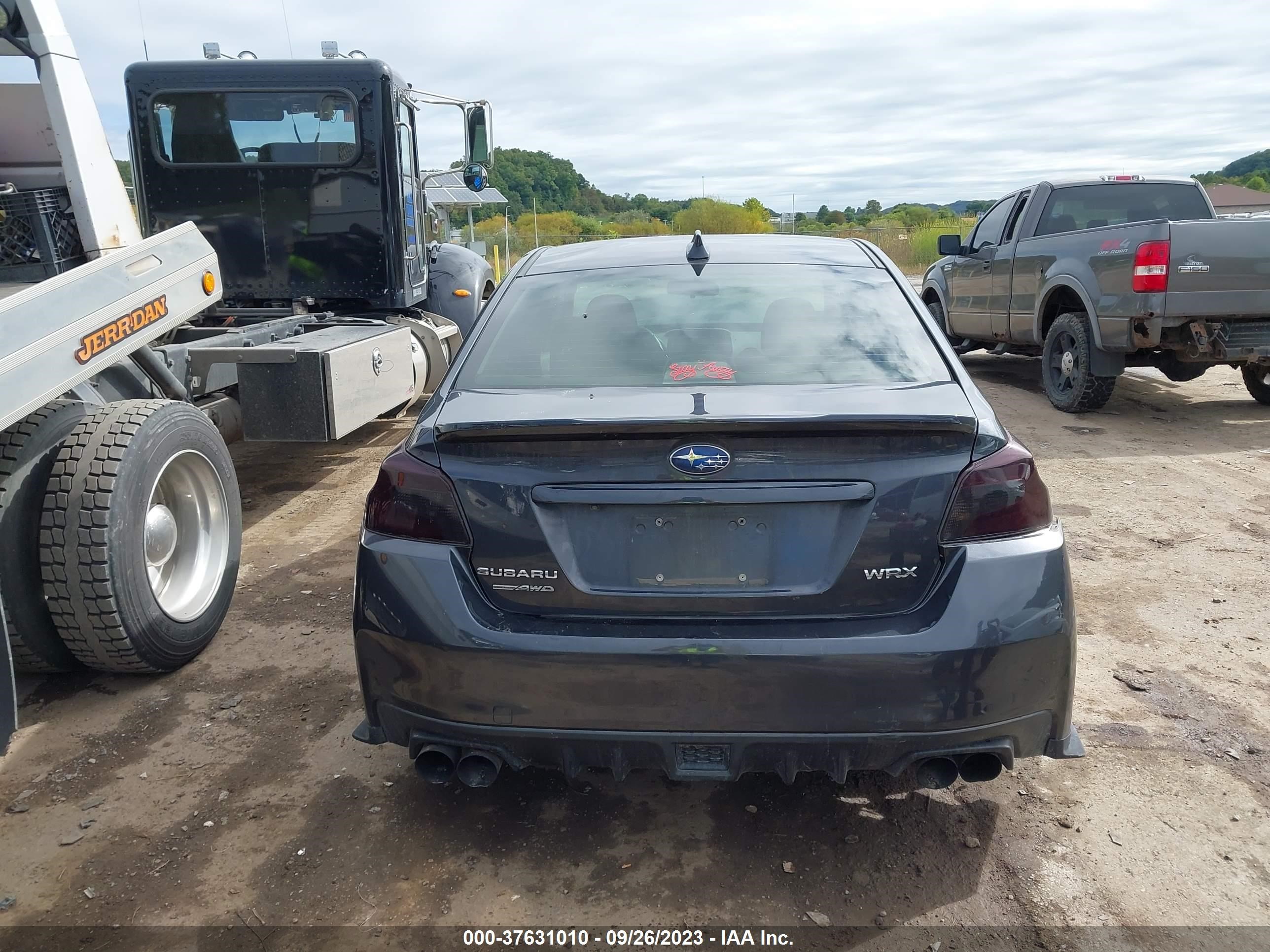 Photo 16 VIN: JF1VA1E67G8811575 - SUBARU WRX 