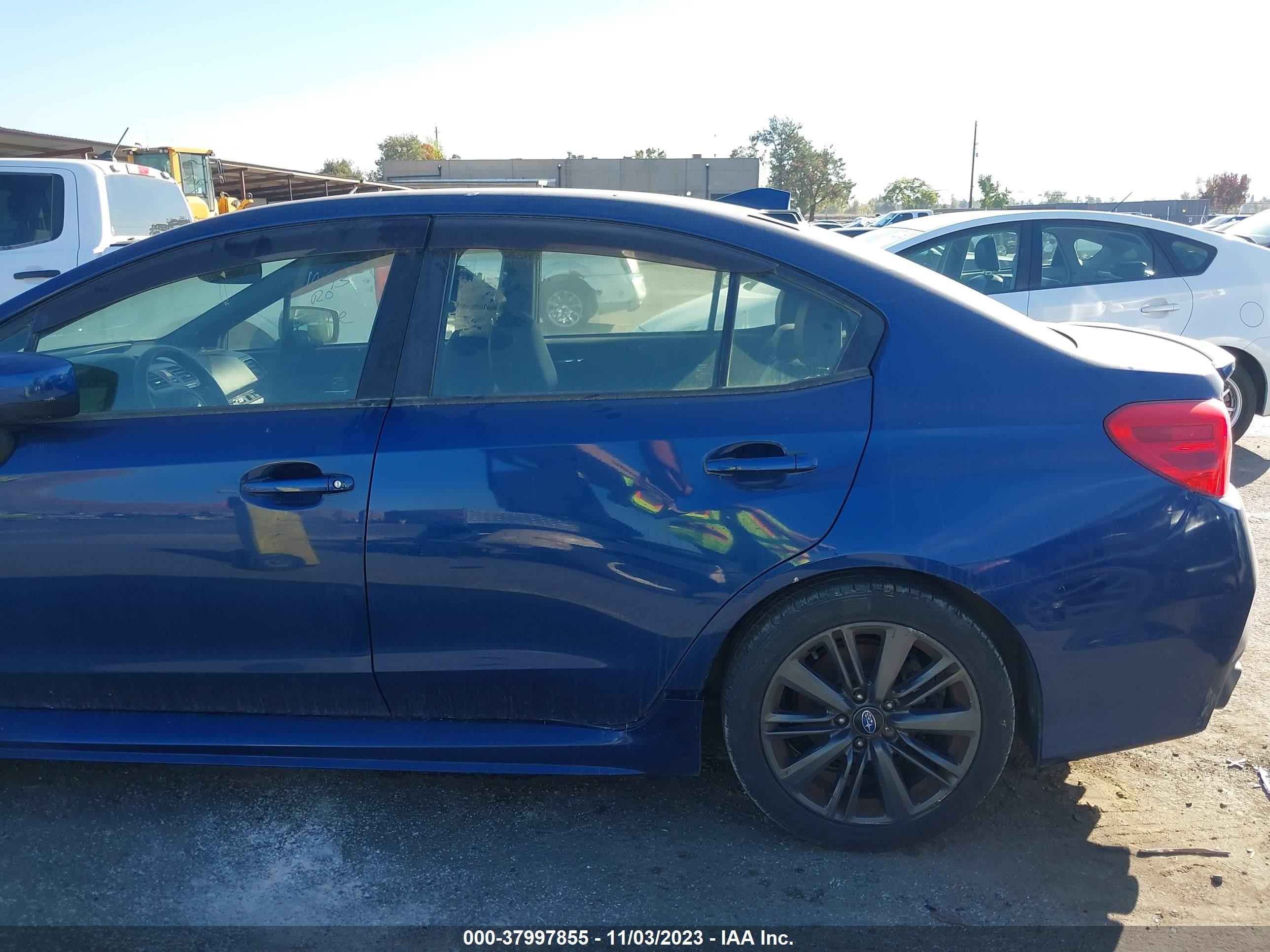 Photo 13 VIN: JF1VA1G61F8833387 - SUBARU WRX 