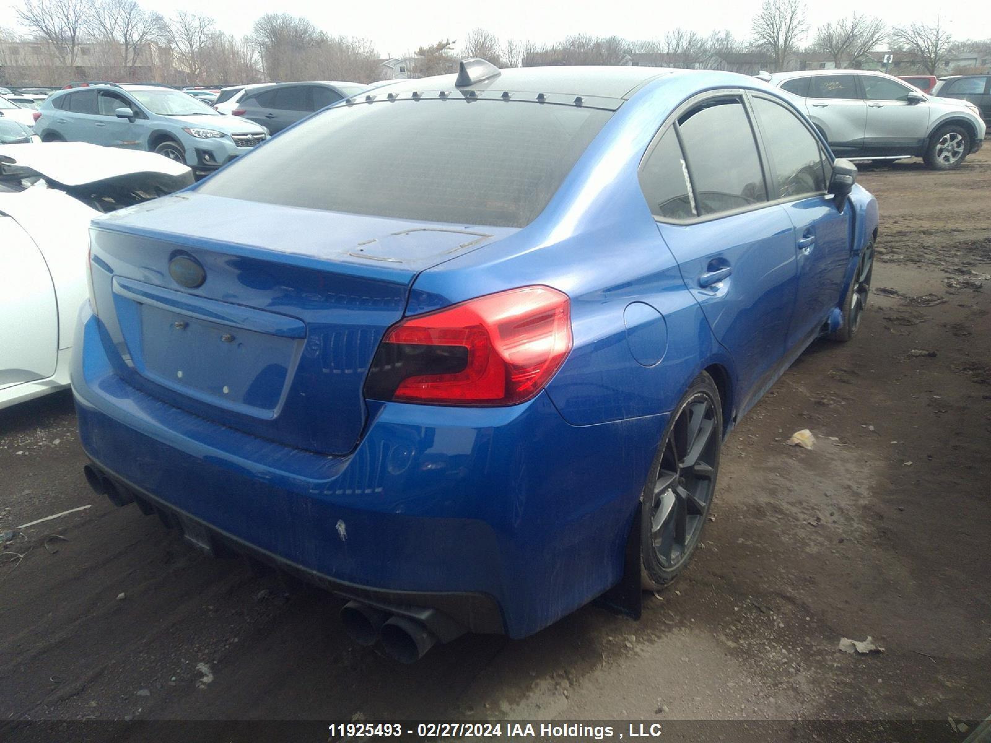 Photo 3 VIN: JF1VA1H61J9810595 - SUBARU WRX 