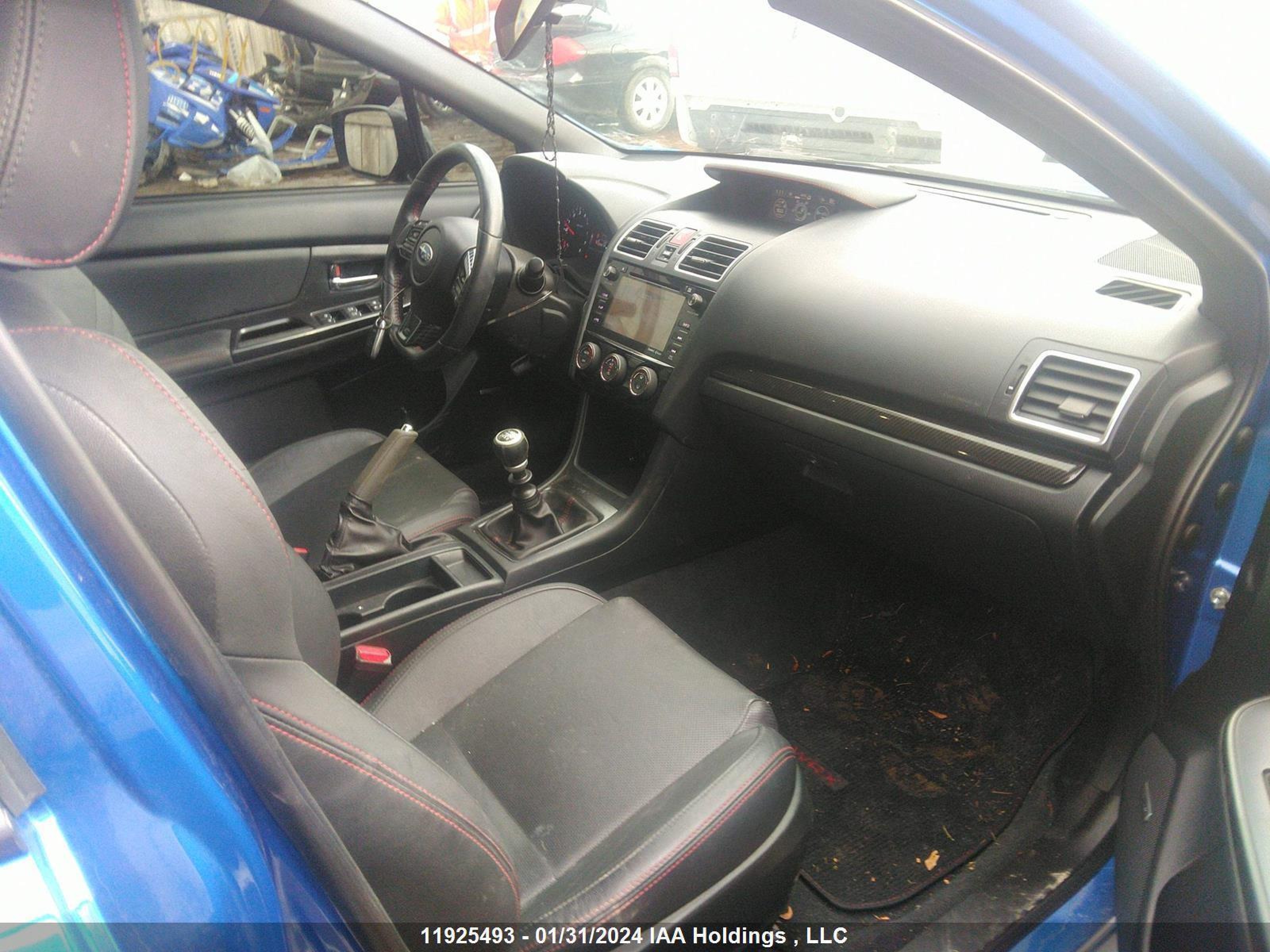 Photo 4 VIN: JF1VA1H61J9810595 - SUBARU WRX 