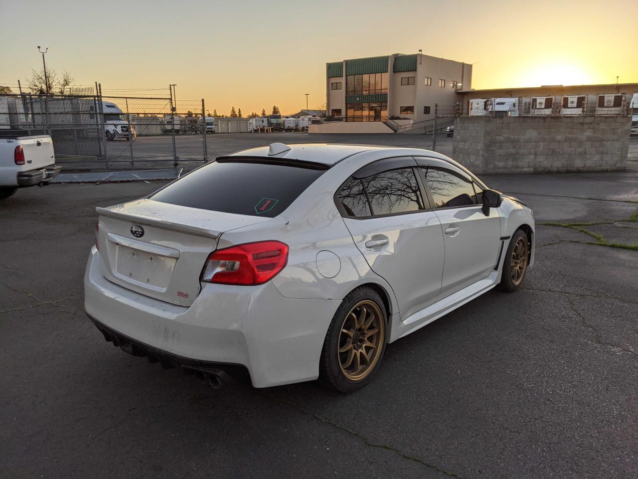 Photo 3 VIN: JF1VA1L61G9829907 - SUBARU WRX LIMITE 