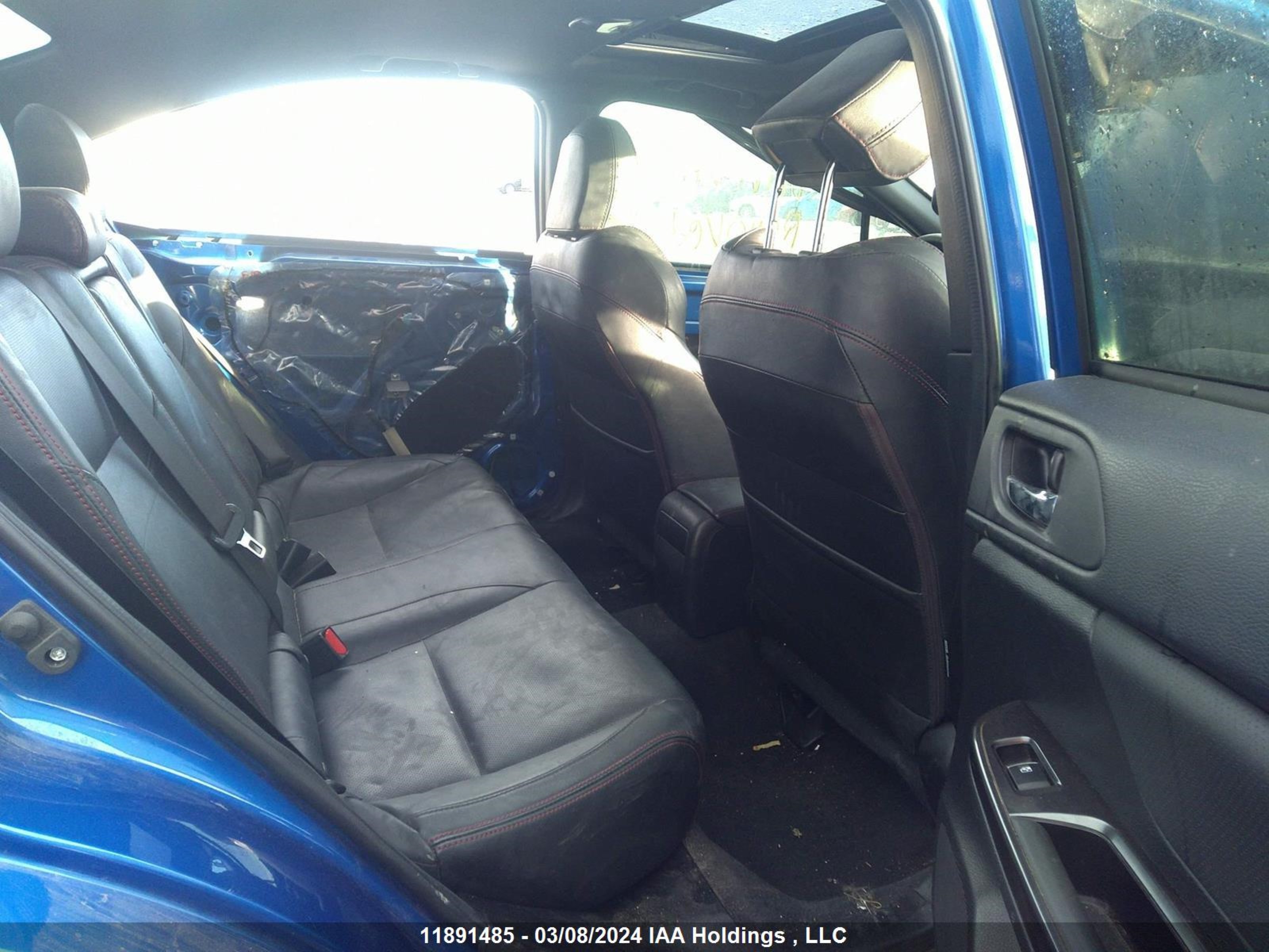 Photo 7 VIN: JF1VA1L67J8801834 - SUBARU WRX 