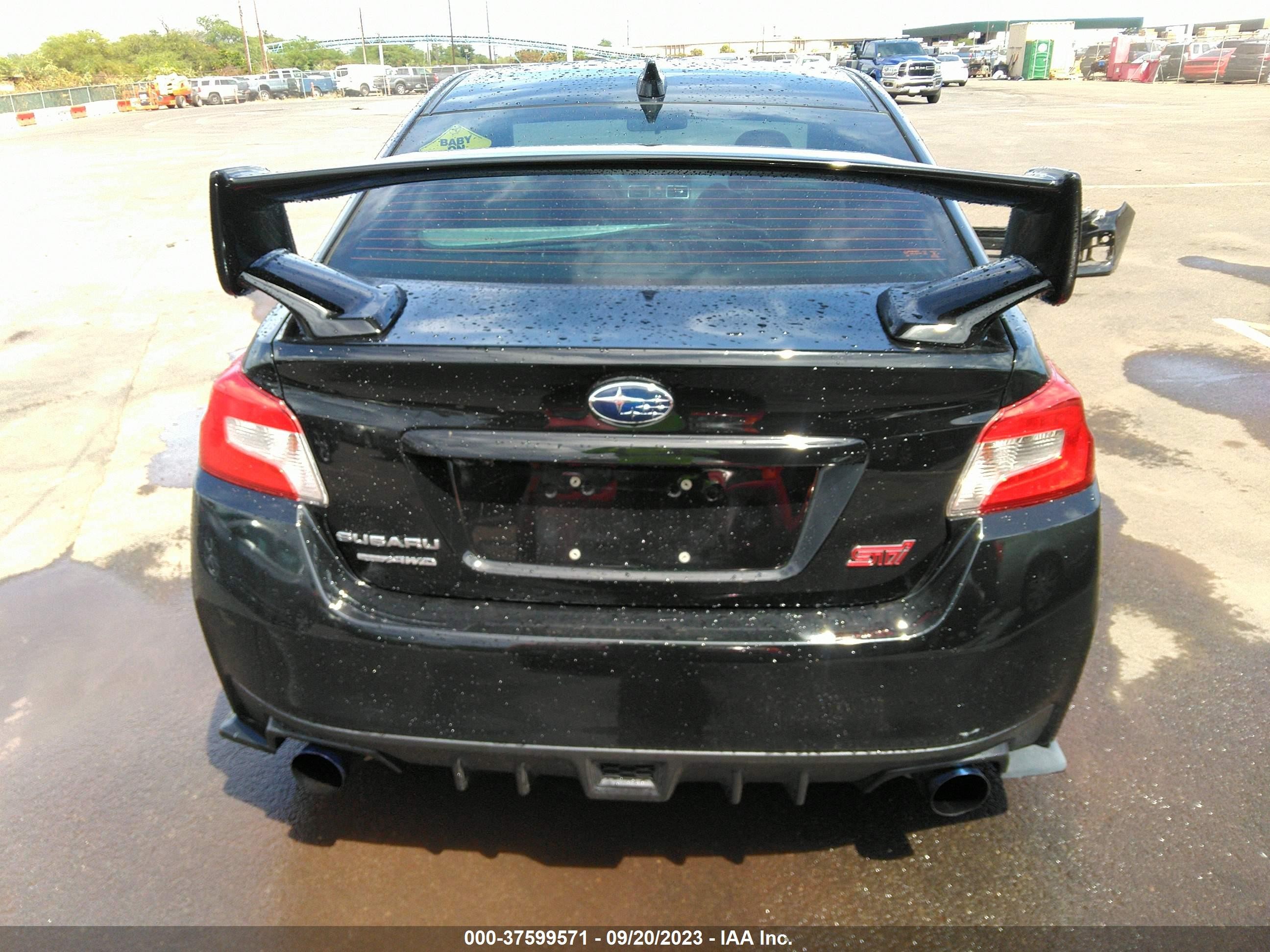 Photo 16 VIN: JF1VA2M66J9814623 - SUBARU WRX 