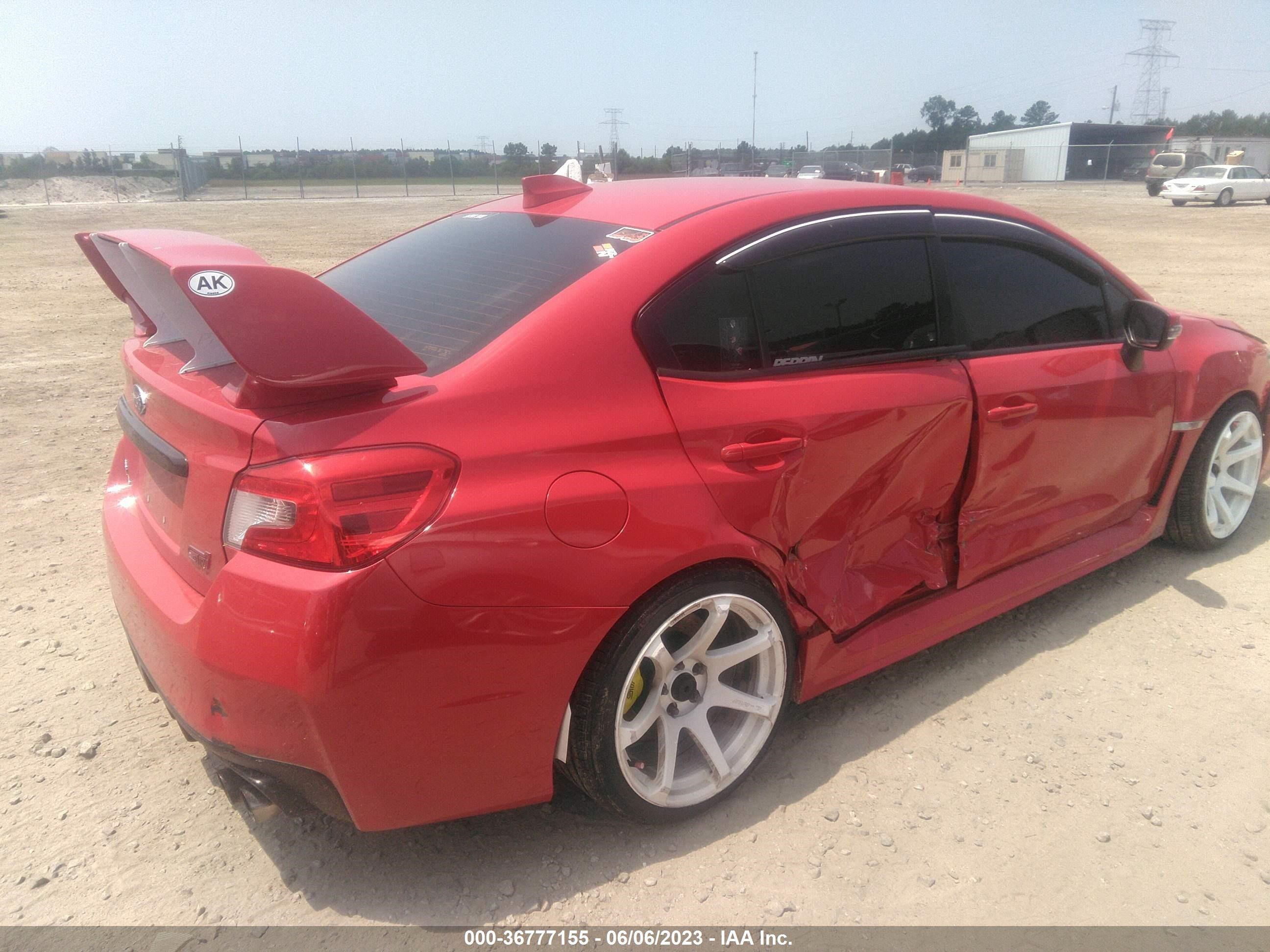 Photo 3 VIN: JF1VA2M67J9817532 - SUBARU WRX 