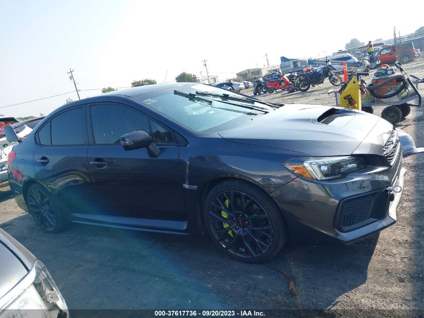 Photo 12 VIN: JF1VA2N67J9810188 - SUBARU WRX 