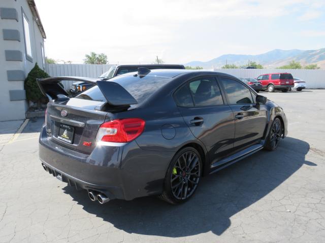 Photo 3 VIN: JF1VA2N69J9803632 - SUBARU WRX 