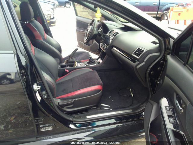 Photo 4 VIN: JF1VA2R63K9828067 - SUBARU WRX STI 