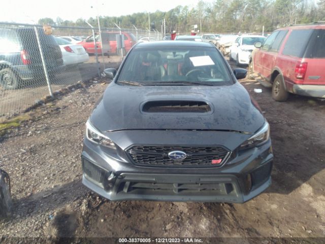 Photo 5 VIN: JF1VA2R68K9821275 - SUBARU WRX STI 