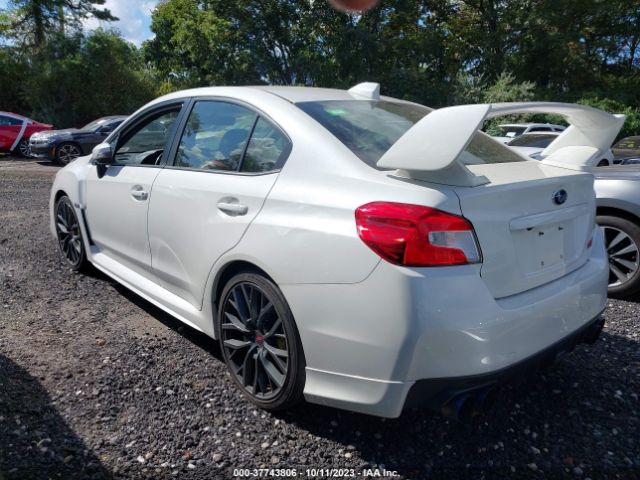 Photo 2 VIN: JF1VA2R69K9826808 - SUBARU WRX STI 