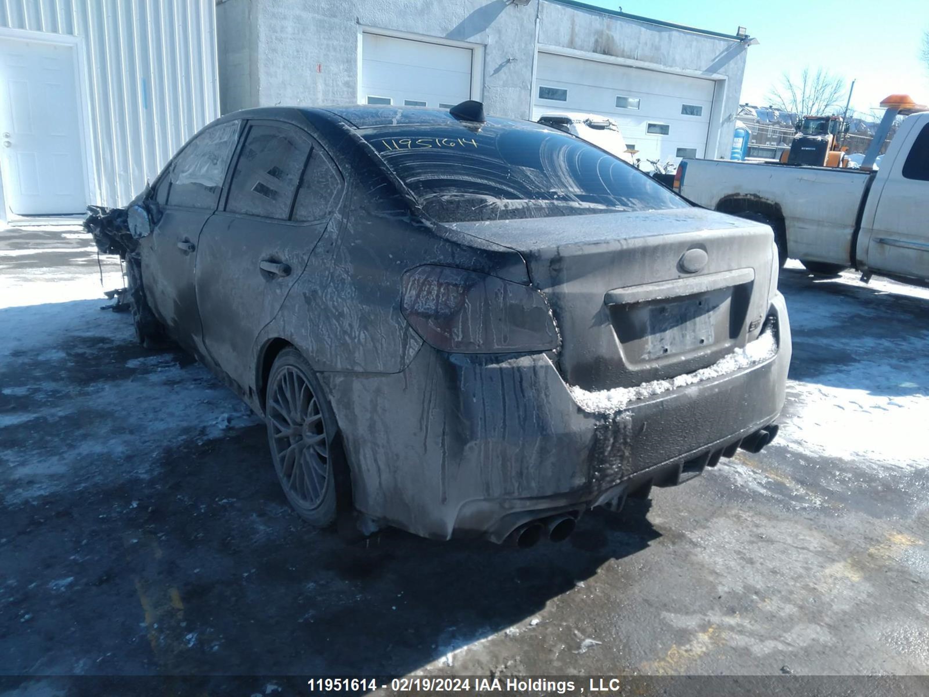 Photo 2 VIN: JF1VA2R6XK9810780 - SUBARU WRX 