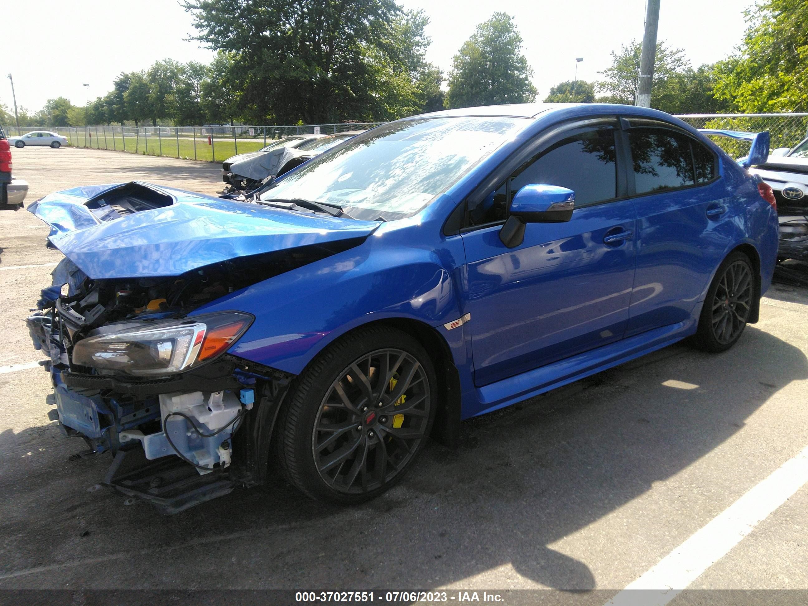 Photo 1 VIN: JF1VA2W64J9818733 - SUBARU WRX 