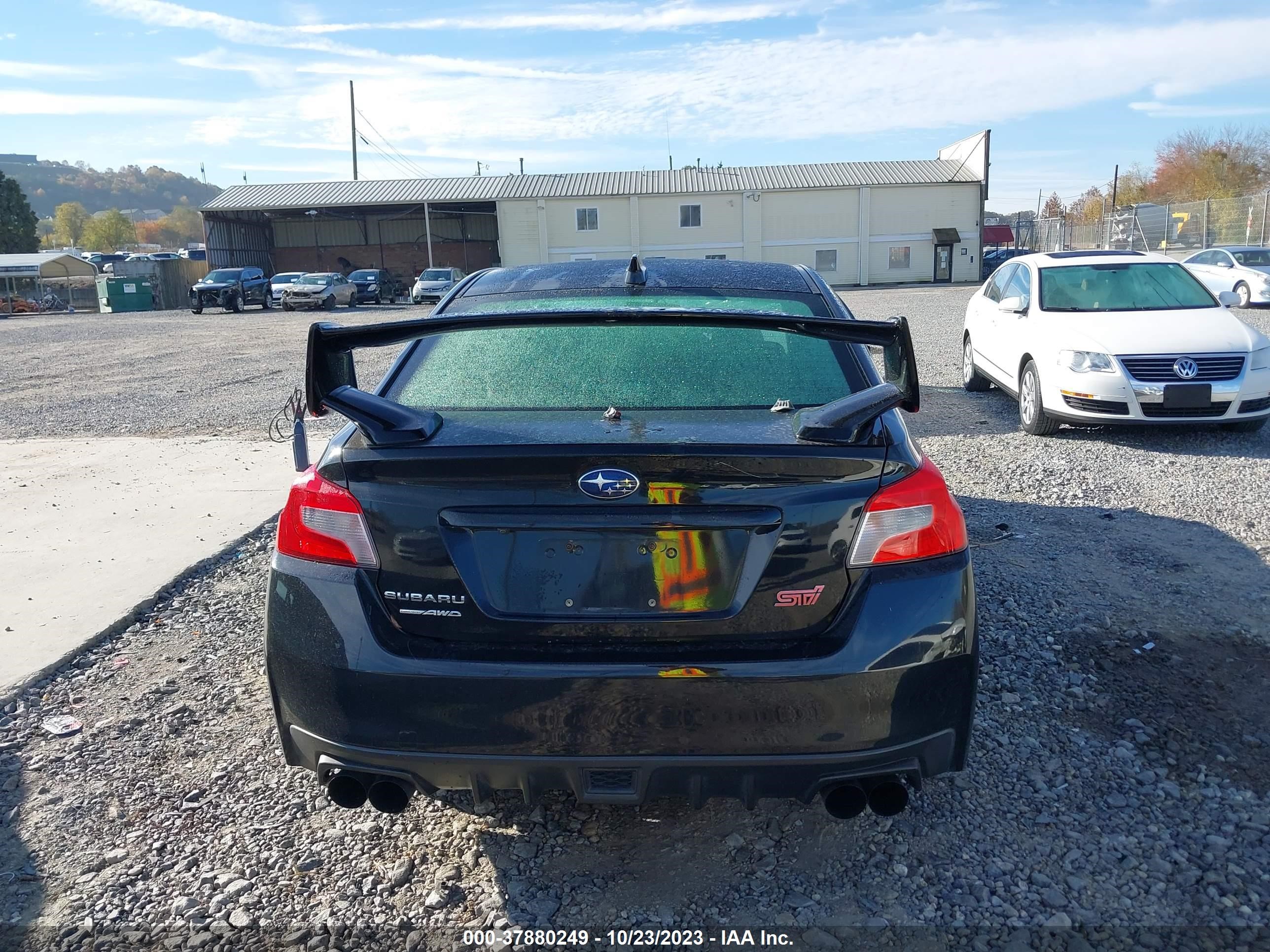 Photo 14 VIN: JF1VA2Y68H9806379 - SUBARU WRX STI 