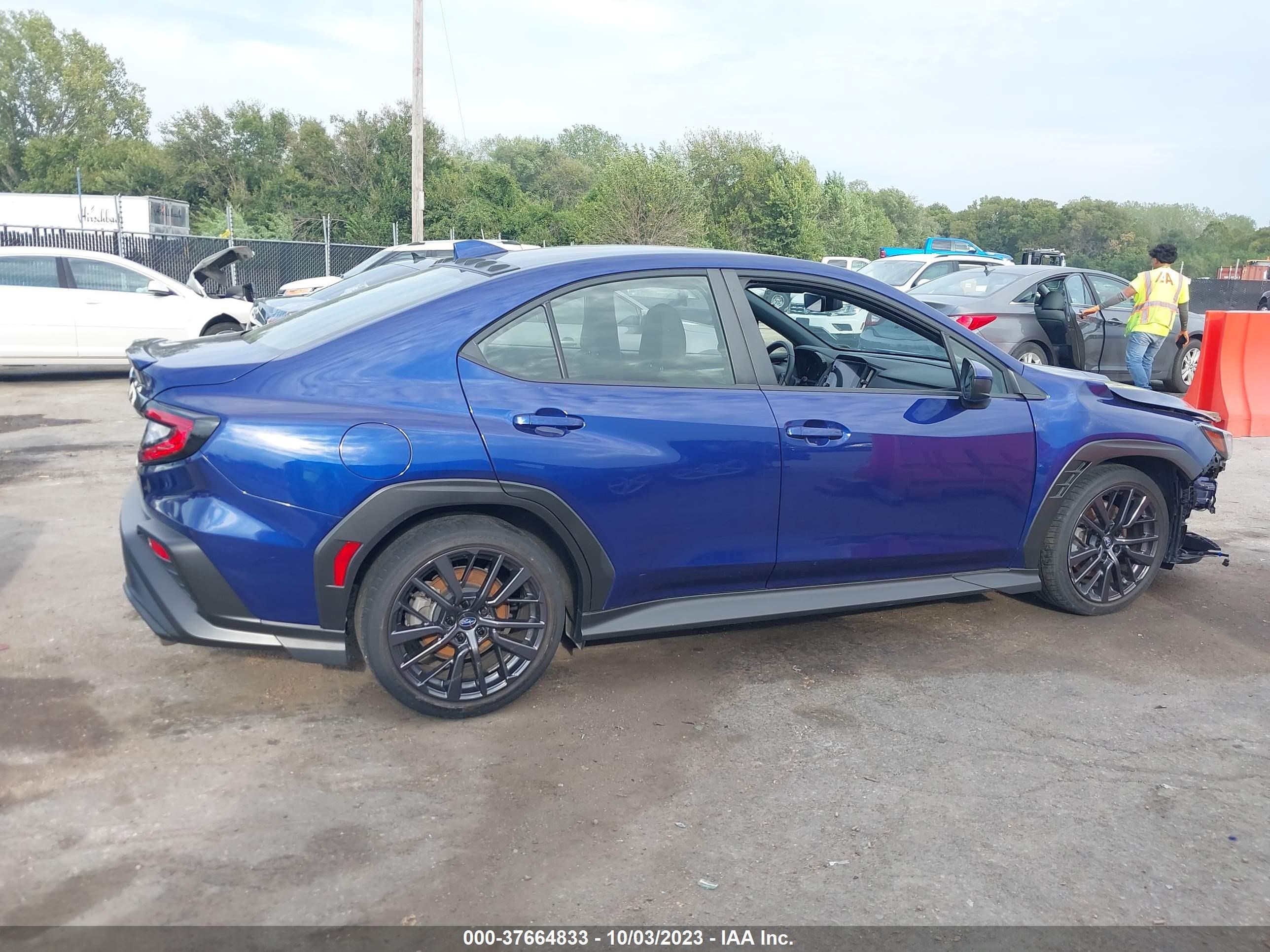 Photo 13 VIN: JF1VBAF67N9002189 - SUBARU WRX 