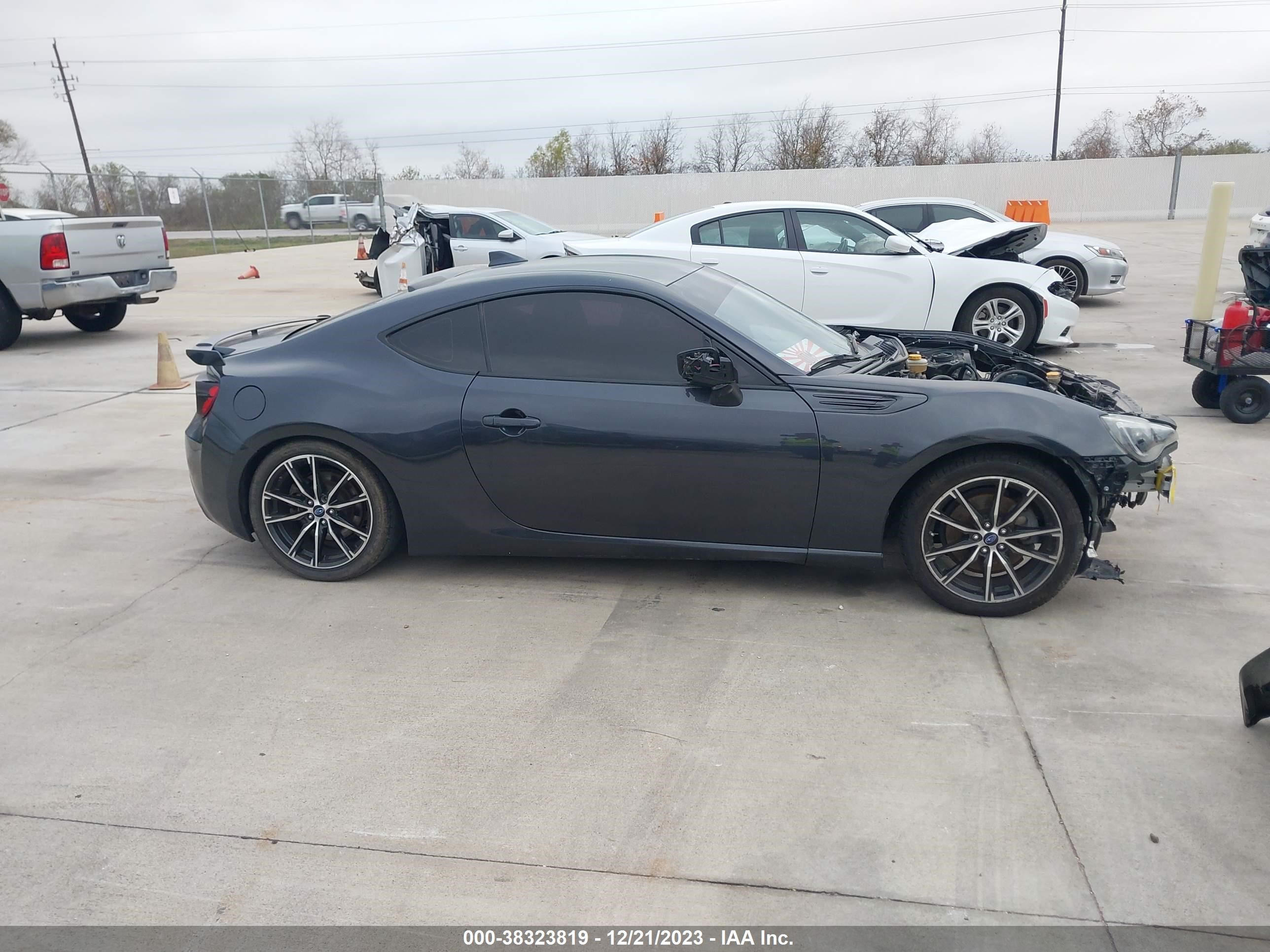 Photo 11 VIN: JF1ZCAB10J9601406 - SUBARU BRZ 