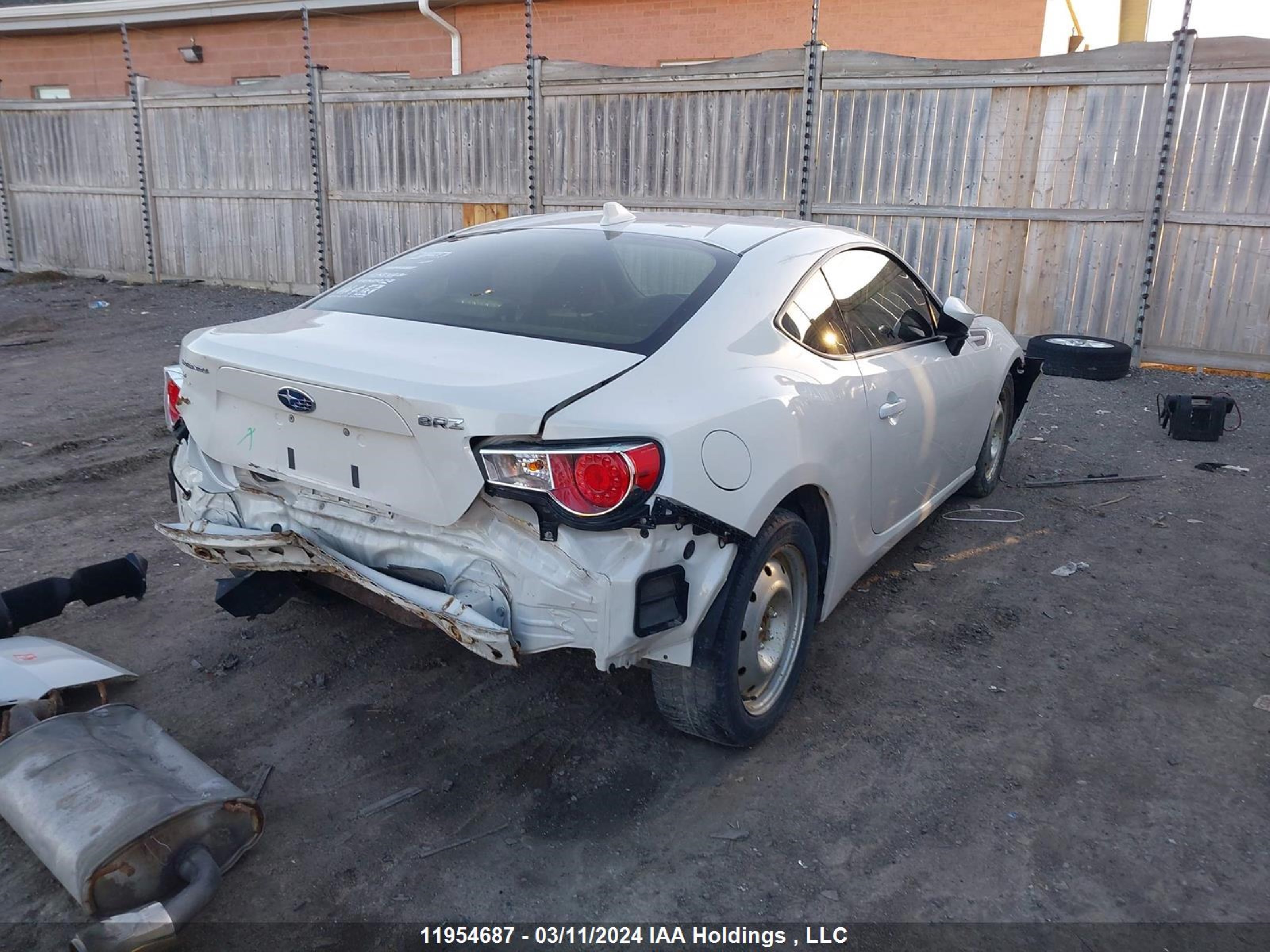 Photo 3 VIN: JF1ZCAB14F8601678 - SUBARU BRZ 