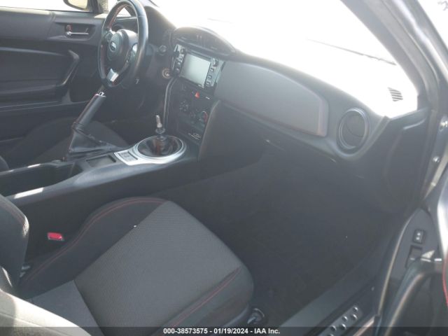 Photo 7 VIN: JF1ZCAB18H9601065 - SUBARU BRZ 