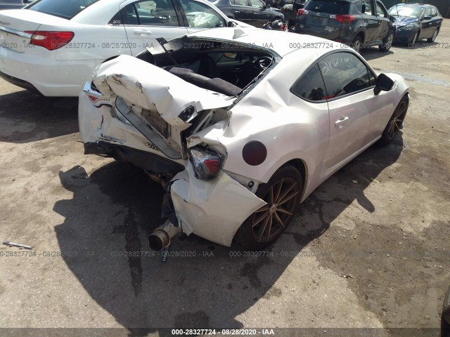 Photo 3 VIN: JF1ZCAC10H8606247 - SUBARU BRZ 