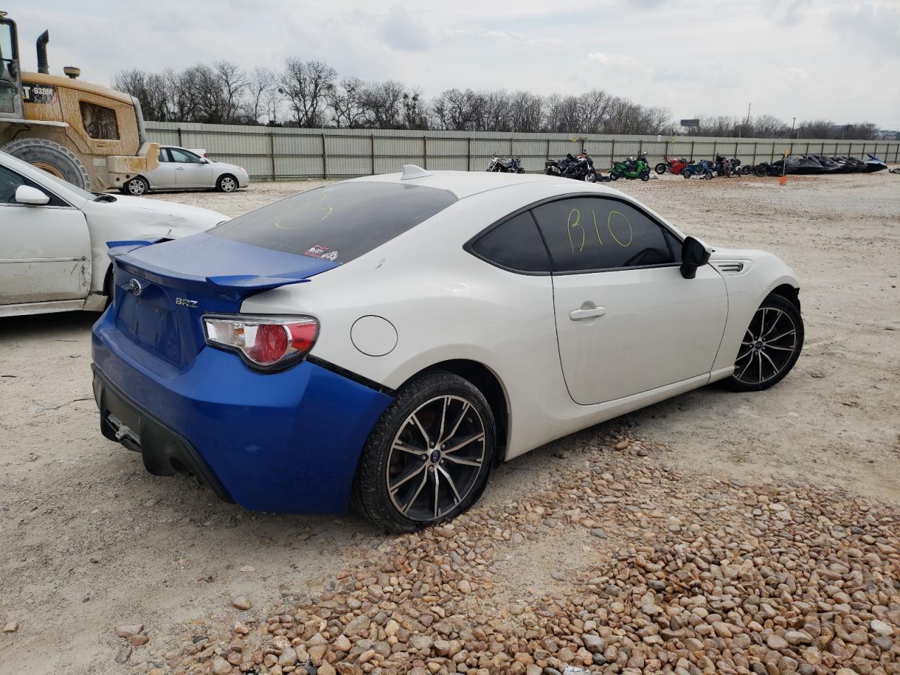 Photo 2 VIN: JF1ZCAC10J8601927 - SUBARU BRZ 