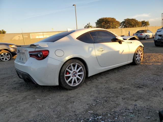 Photo 2 VIN: JF1ZCAC11H9605215 - SUBARU BRZ 2.0 LI 