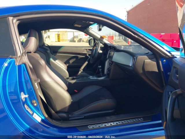 Photo 4 VIN: JF1ZCAC12E9605395 - SUBARU BRZ 