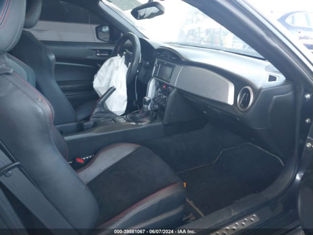 Photo 4 VIN: JF1ZCAC14D2608631 - SUBARU BRZ 