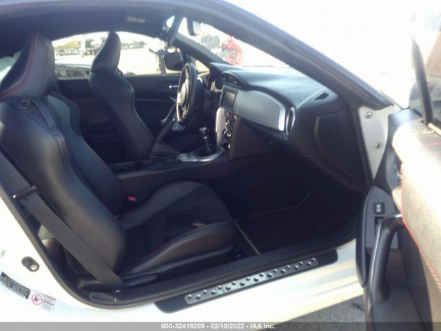 Photo 4 VIN: JF1ZCAC14E9605902 - SUBARU BRZ 