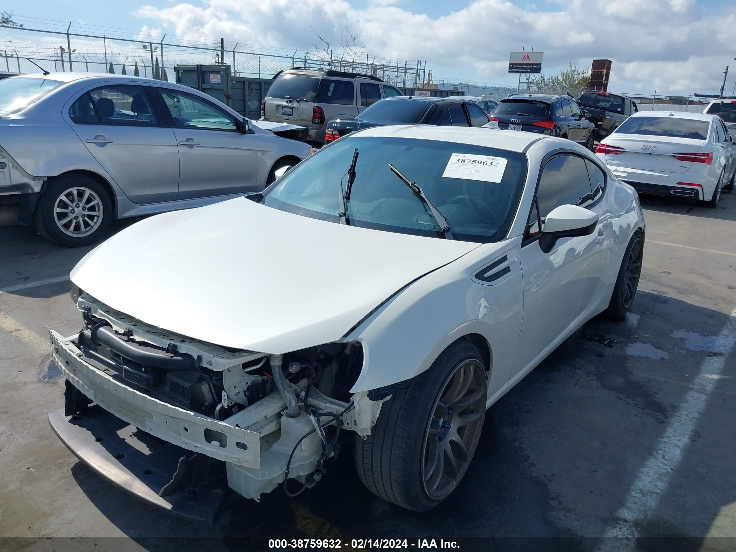 Photo 1 VIN: JF1ZCAC16D1605381 - SUBARU BRZ 