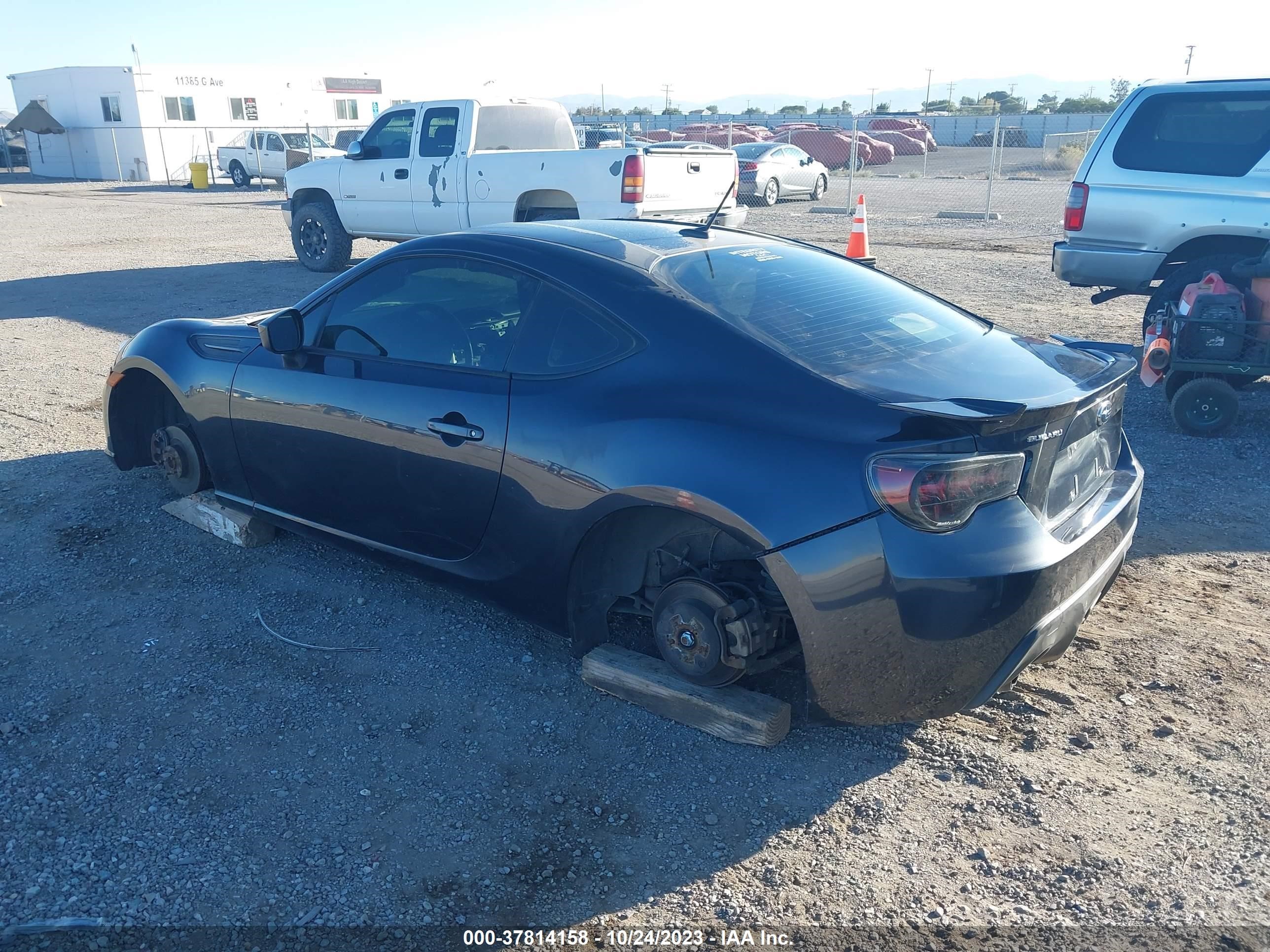 Photo 2 VIN: JF1ZCAC18D2600435 - SUBARU BRZ 