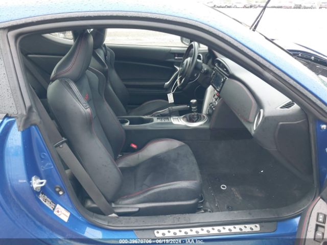 Photo 4 VIN: JF1ZCAC19L9700310 - SUBARU BRZ 