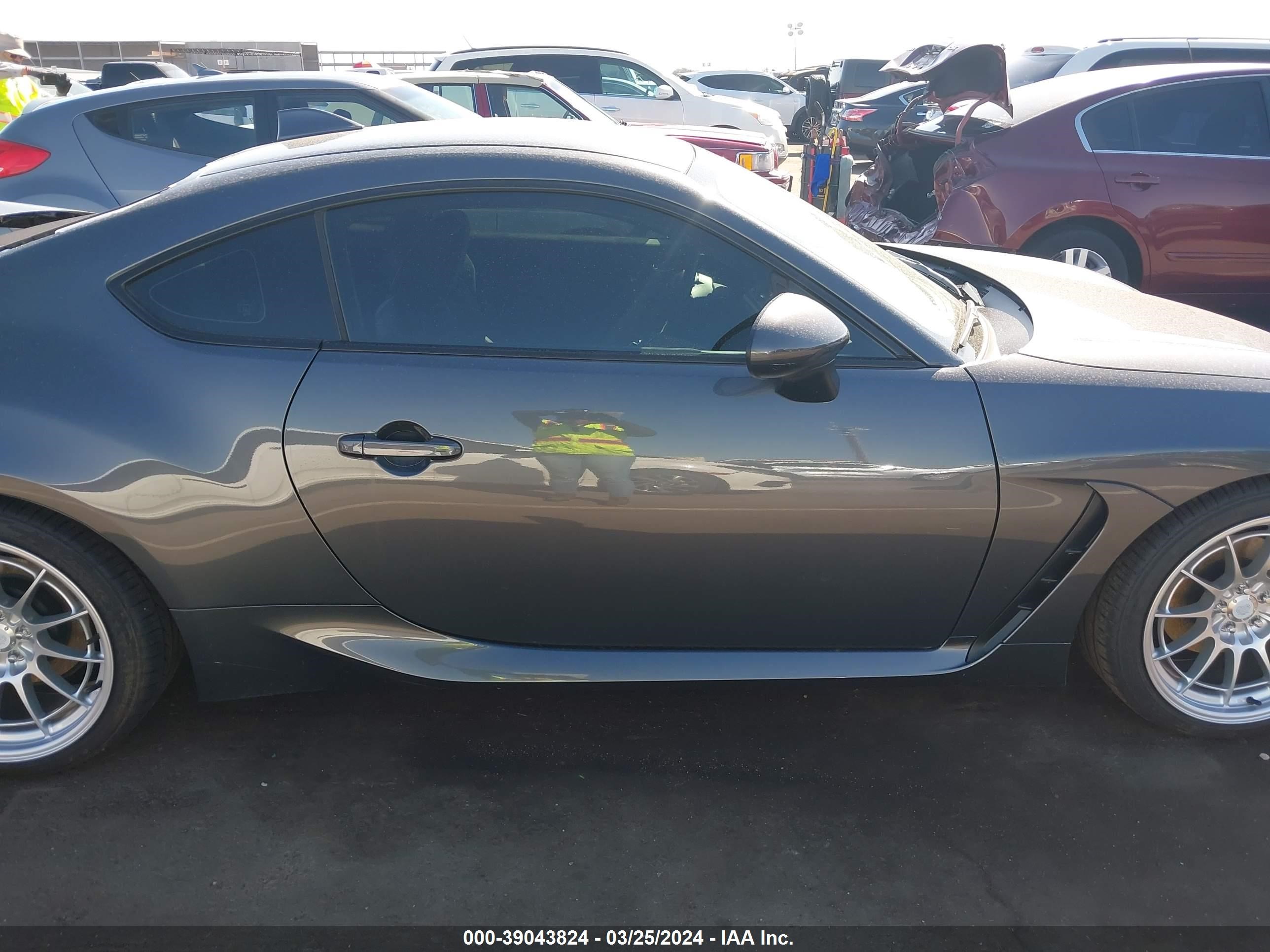 Photo 13 VIN: JF1ZDBE10P9702601 - SUBARU BRZ 