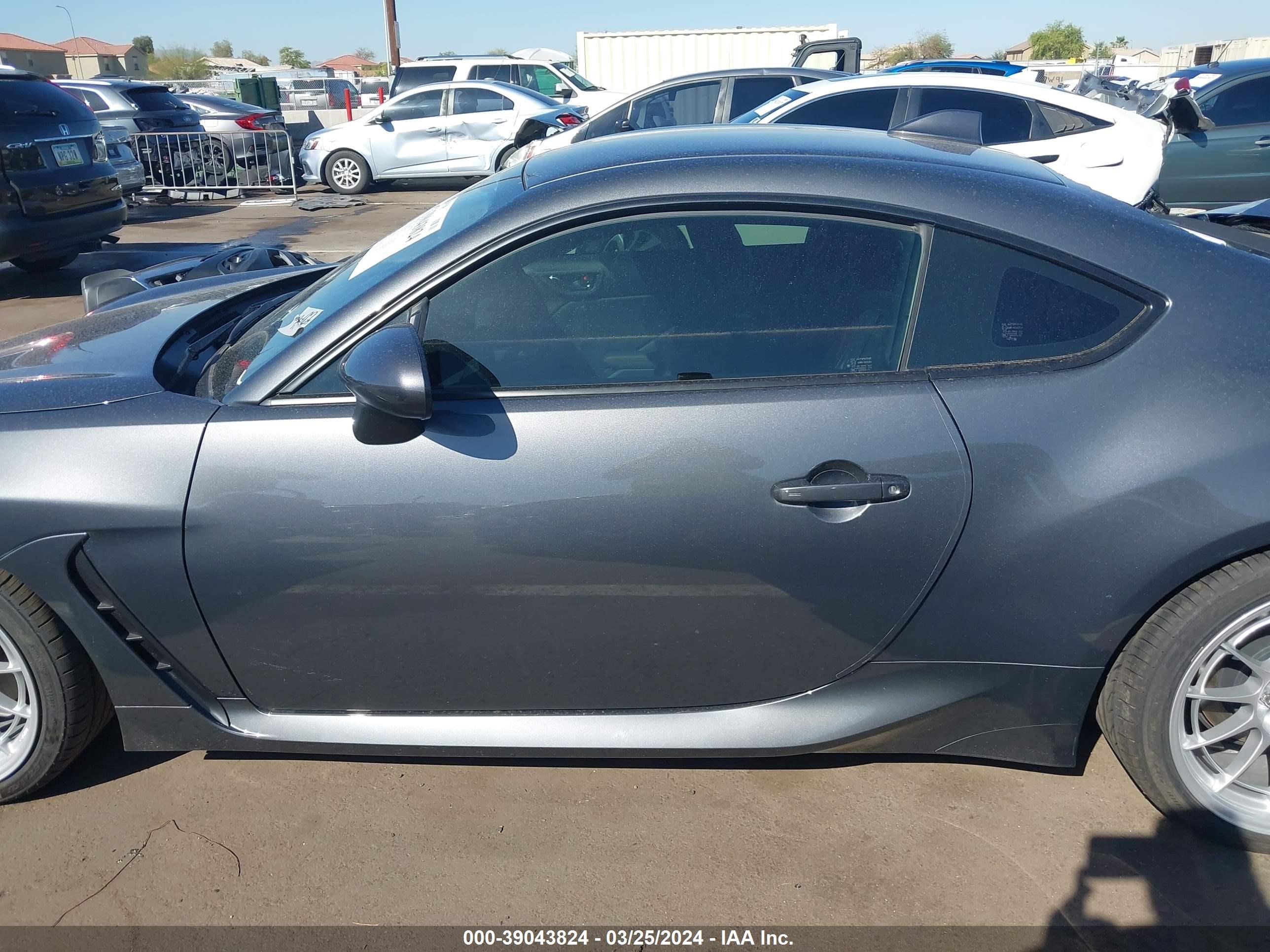 Photo 14 VIN: JF1ZDBE10P9702601 - SUBARU BRZ 