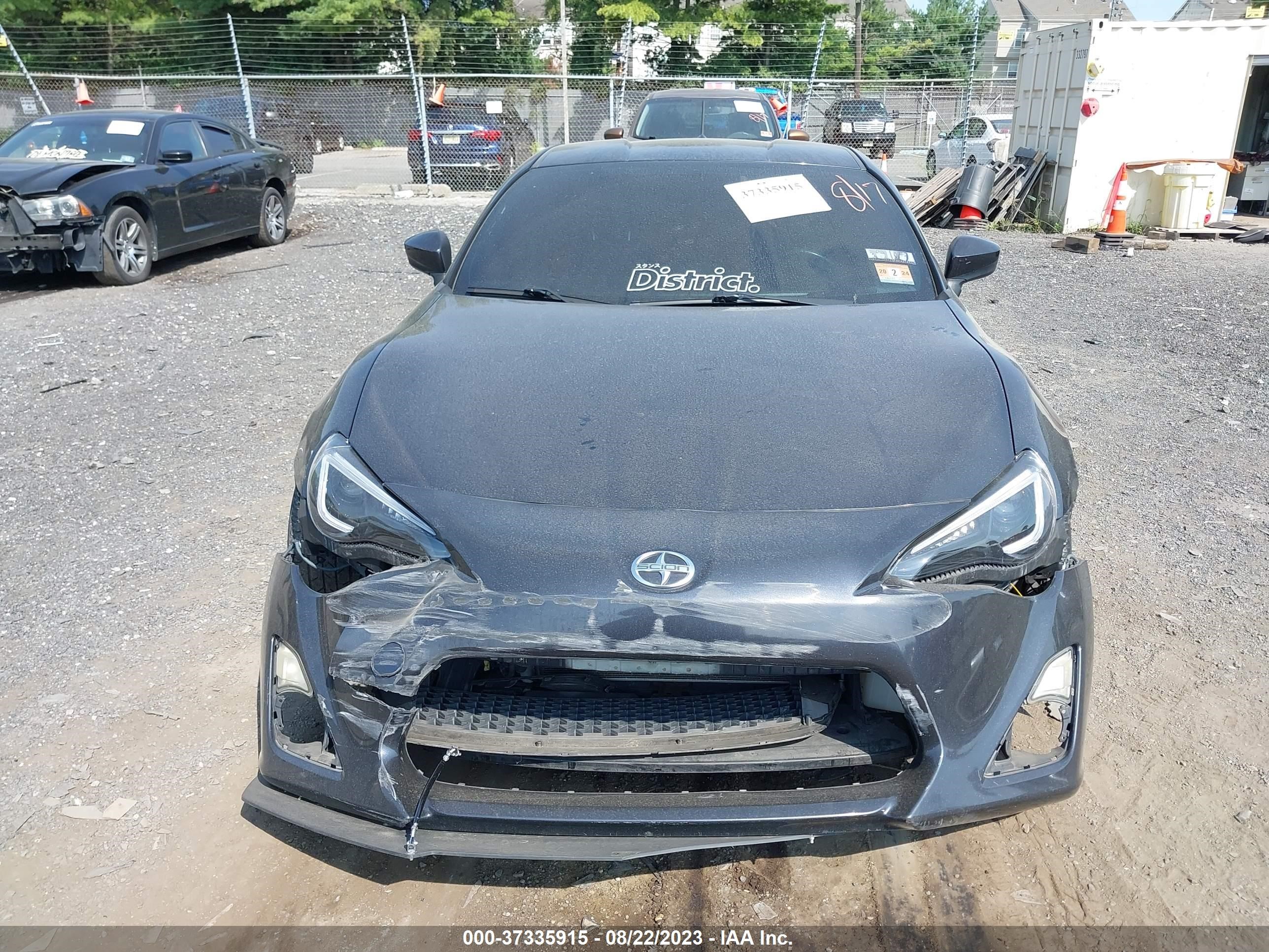 Photo 11 VIN: JF1ZNAA10D1701150 - SCION FR-S 