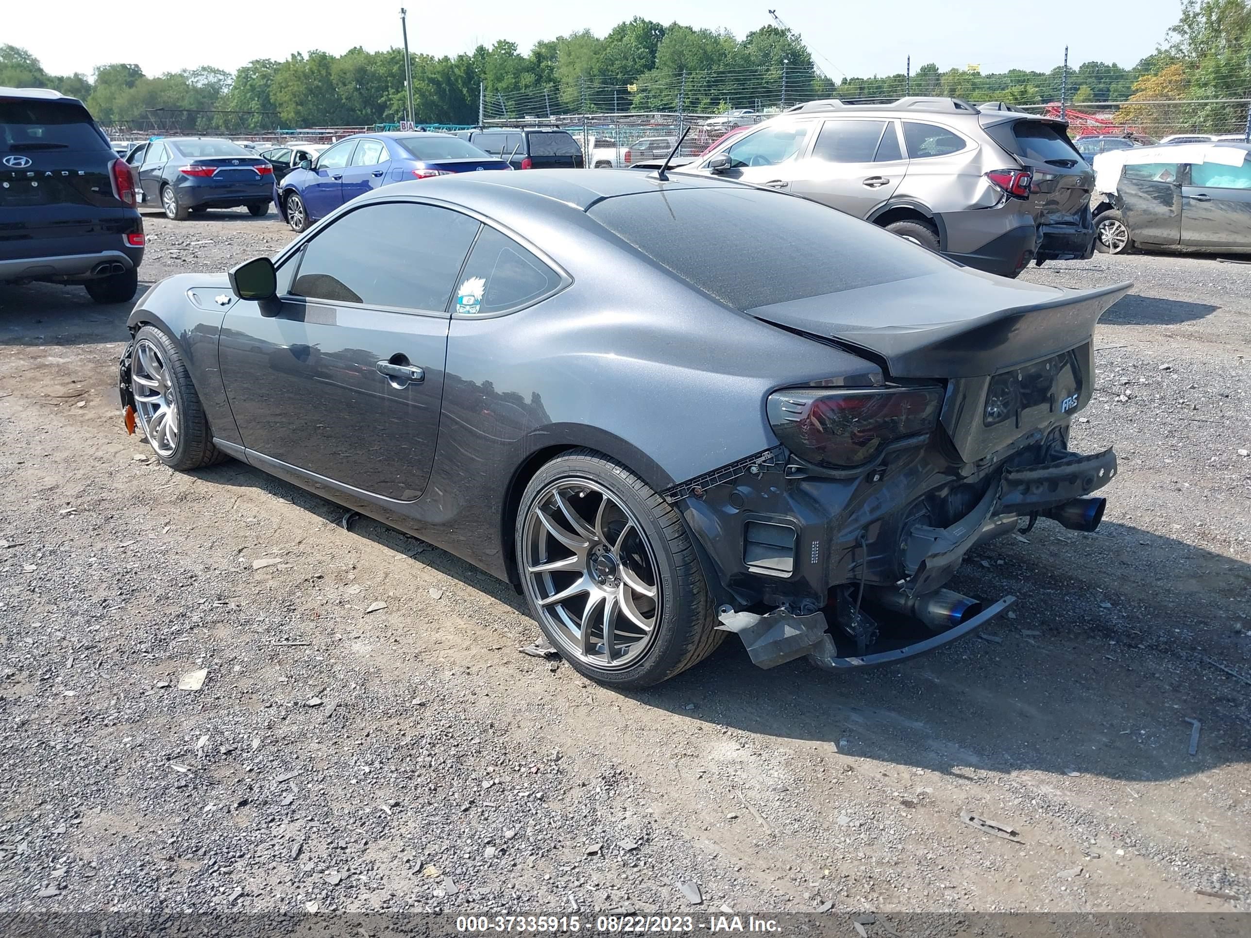 Photo 2 VIN: JF1ZNAA10D1701150 - SCION FR-S 