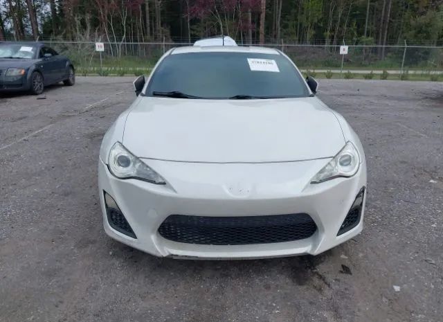 Photo 5 VIN: JF1ZNAA10D2701515 - SCION FR-S 