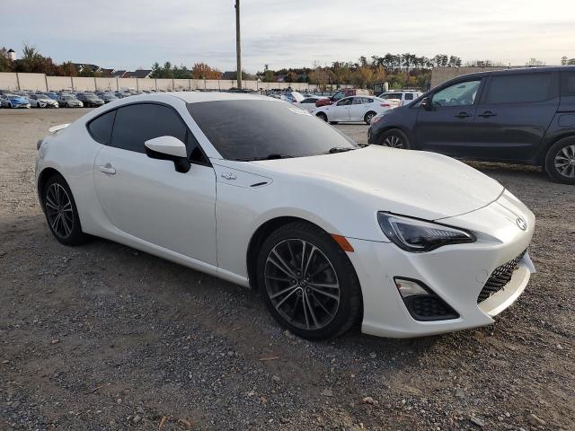 Photo 3 VIN: JF1ZNAA11D1719642 - TOYOTA SCION FR-S 