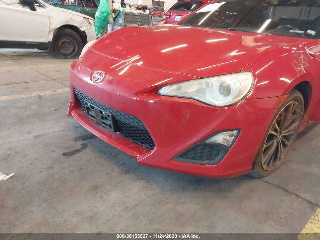 Photo 5 VIN: JF1ZNAA11D1733749 - SCION FR-S 