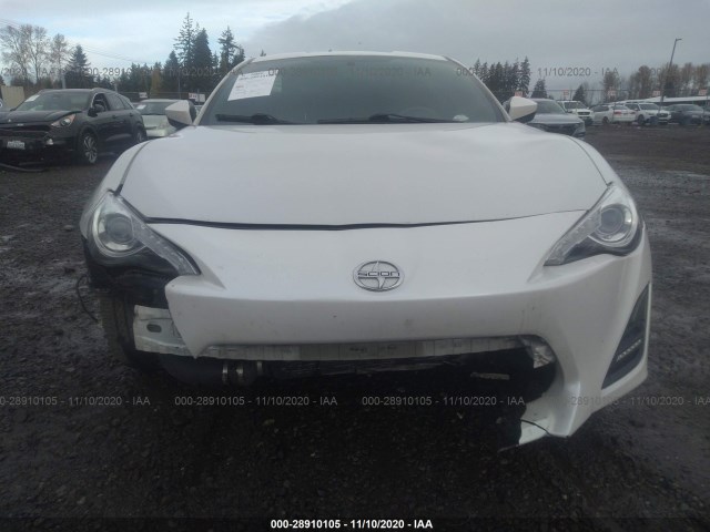 Photo 5 VIN: JF1ZNAA11E8707564 - SCION FR-S 