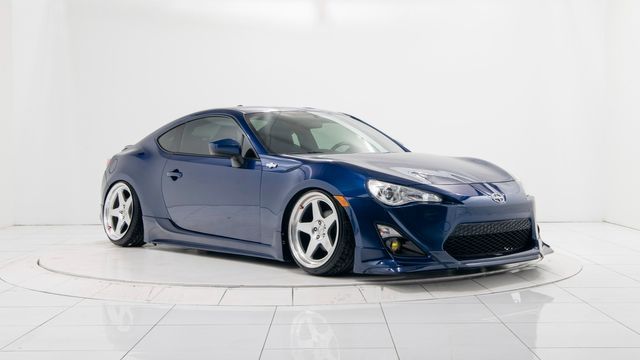 Photo 2 VIN: JF1ZNAA12F8712533 - SCION FR-S 