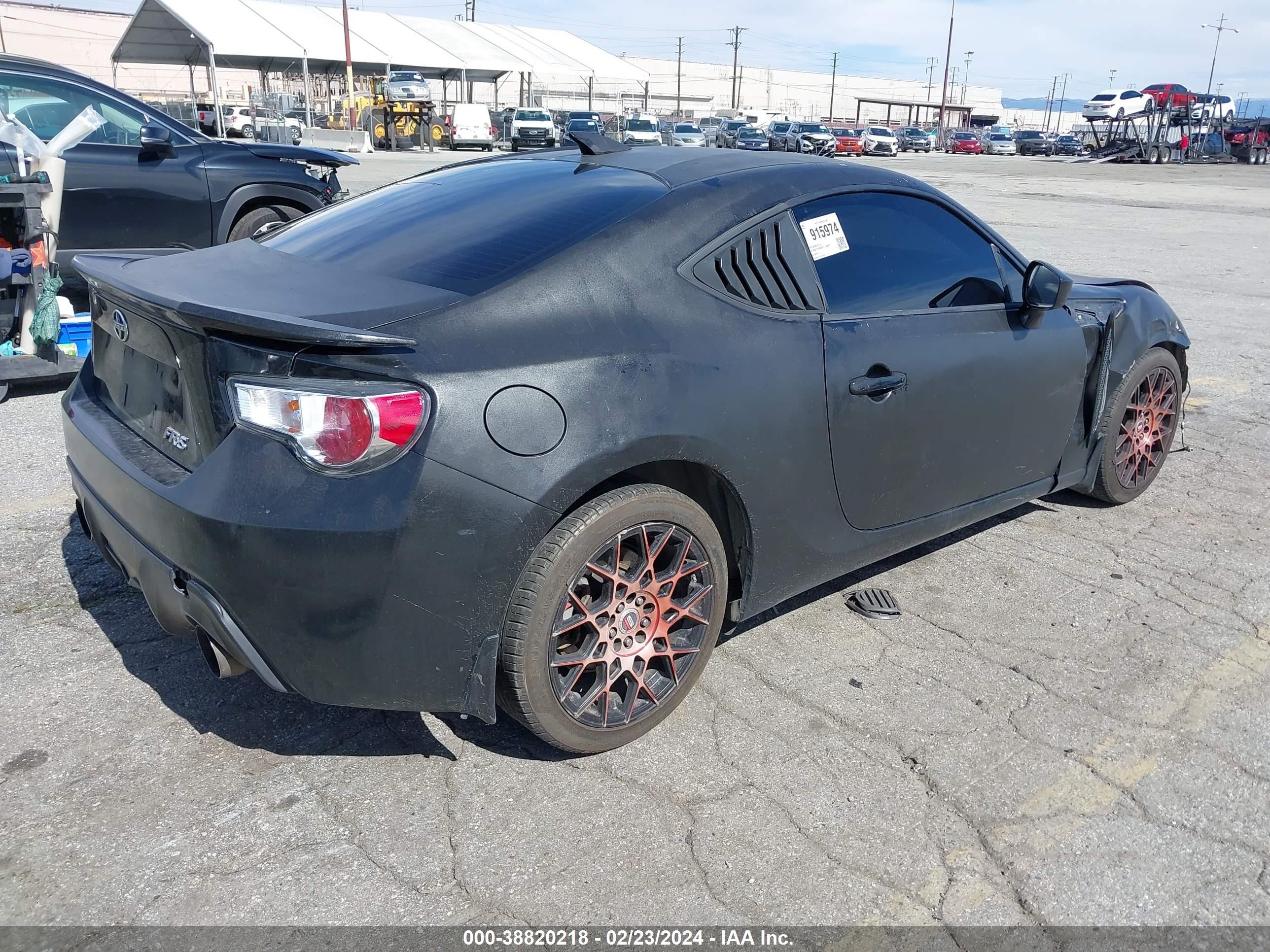 Photo 3 VIN: JF1ZNAA13E9702070 - SCION FR-S 