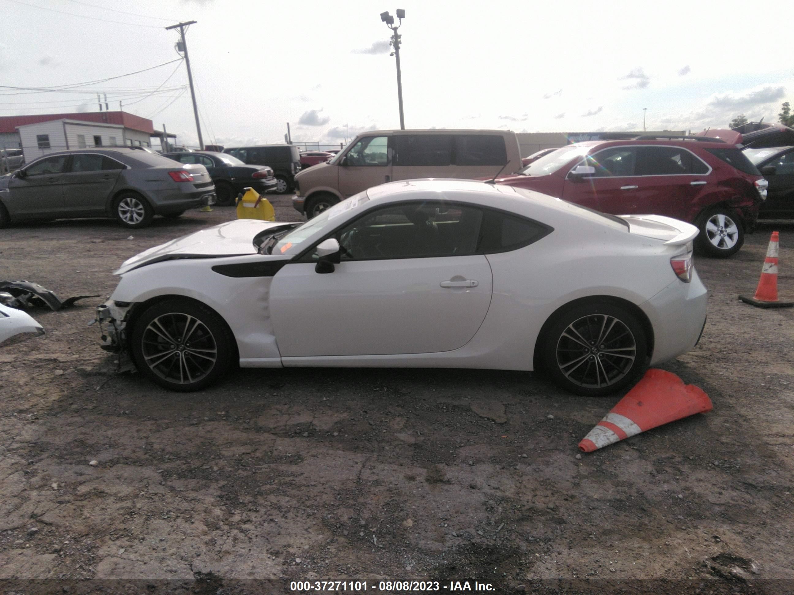 Photo 14 VIN: JF1ZNAA13E9703591 - SCION FR-S 