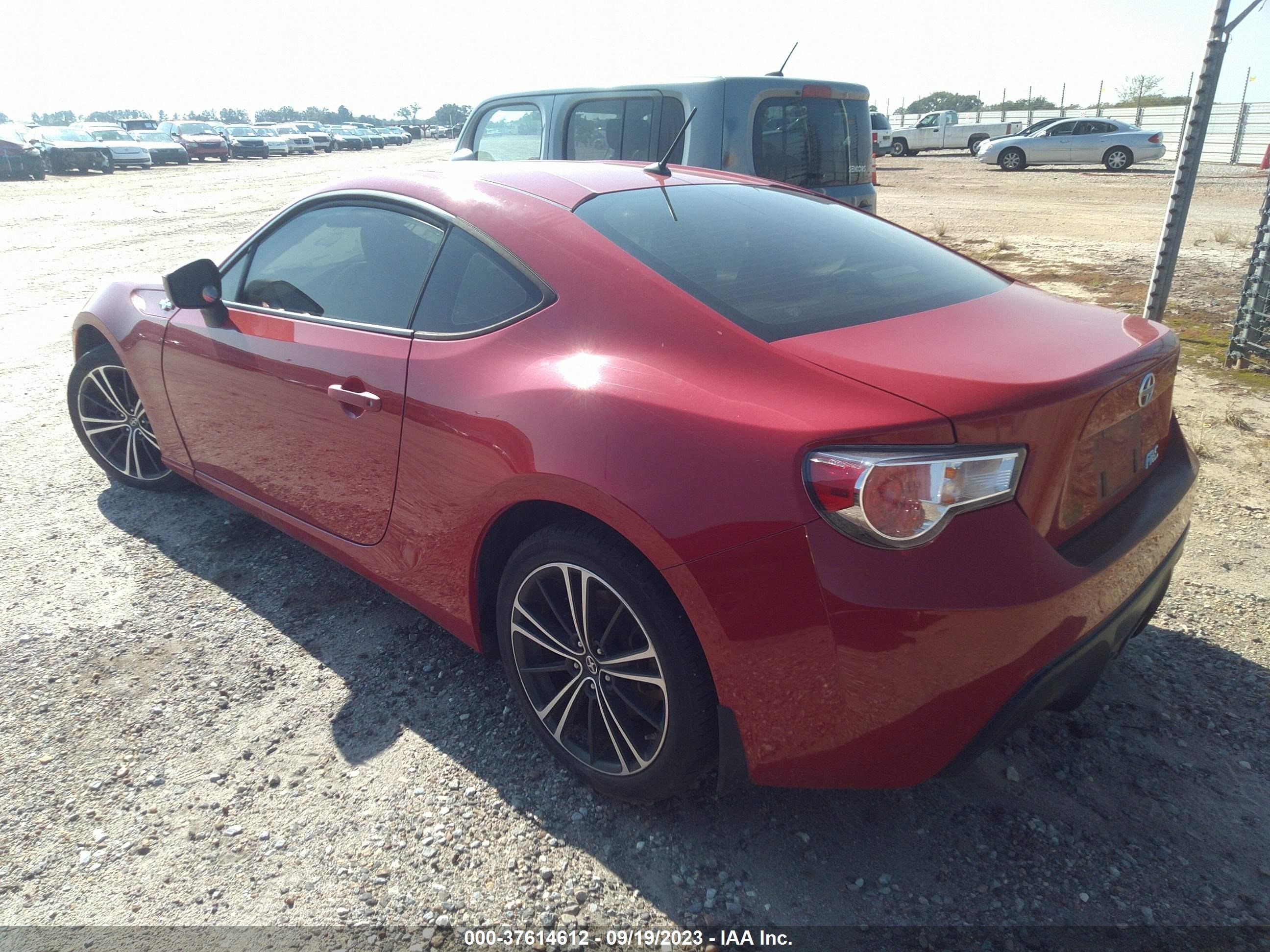 Photo 2 VIN: JF1ZNAA14D2706796 - SCION FR-S 