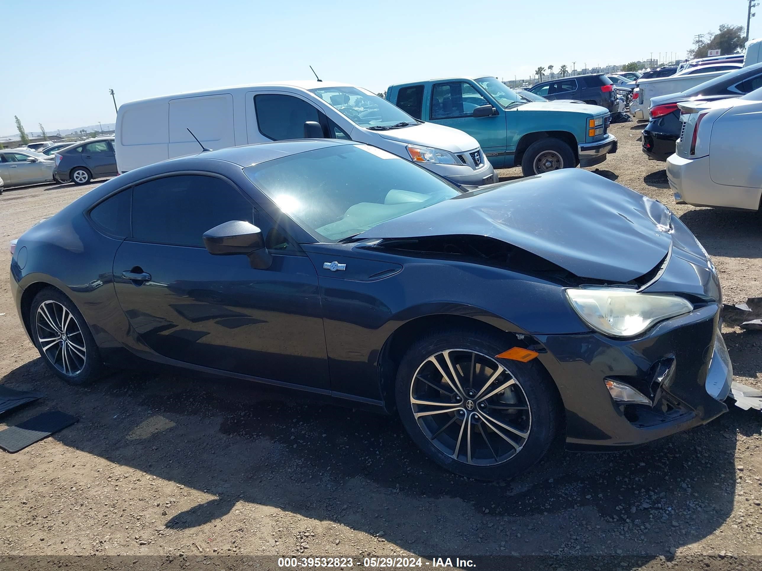 Photo 11 VIN: JF1ZNAA14D2709231 - SCION FR-S 