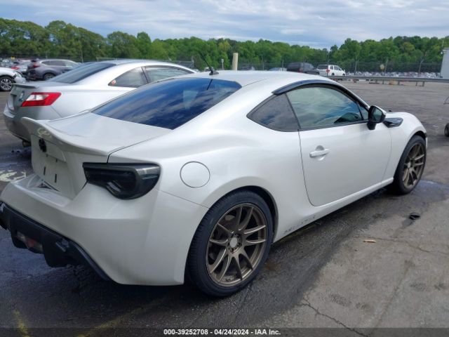 Photo 3 VIN: JF1ZNAA14E9700277 - SCION FR-S 