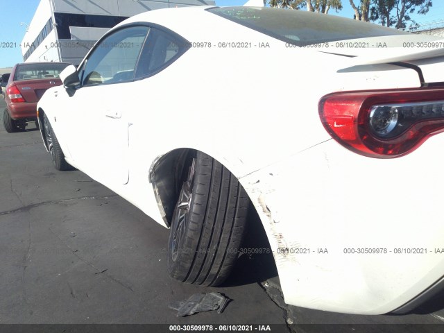 Photo 5 VIN: JF1ZNAA14H8708843 - TOYOTA 86 